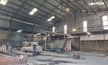 VENTA GALPON INDUSTRIAL DE OPORTUNIDAD, NORTE DE QUITO, SECTOR LA CRISTIANIA