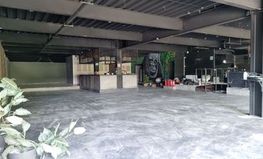 LOCALES EN RENTA PLANTA ALTA- PLAZA LEONA - METEPEC Av. Leona Vicario 1048 esquina calle estefanias