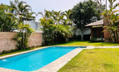 Casa en venta Calle Ibiza un piso en buen estado