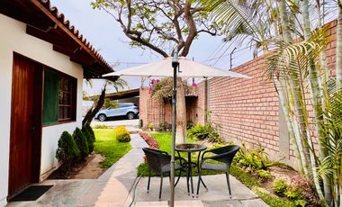 Casa en venta Calle Ibiza un piso en buen estado