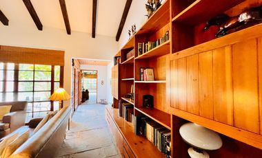 Casa en venta Calle Ibiza un piso en buen estado