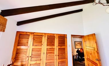 Casa en venta Calle Ibiza un piso en buen estado