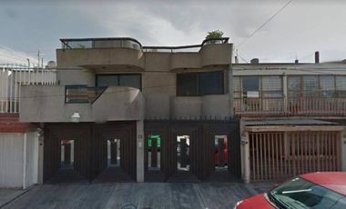 CASA EN REMATE EN JARDIN BALBUENA CDMX