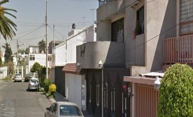 CASA EN REMATE EN JARDIN BALBUENA CDMX