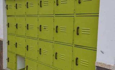 VENDO APARTAESTUDIO PISO ALTO, PARQUEADERO Y LOCKER -G