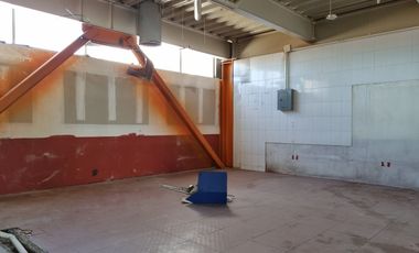 LOCALES EN RENTA PLANTA ALTA- PLAZA LEONA - METEPEC Av. Leona Vicario 1048 esquina calle estefanias