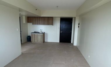Serin West Tagaytay Tower 2 – Your Dream 1-BR Condo with Dedicated Parking Awaits!