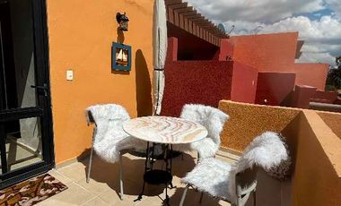 Duplex. Reloj, Zirándaro.