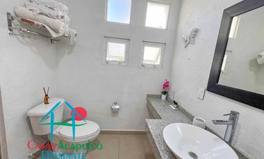 Hermosa casa con roof garden y jacuzzi