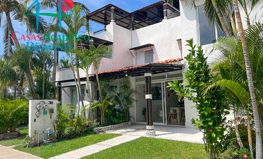Hermosa casa con roof garden y jacuzzi