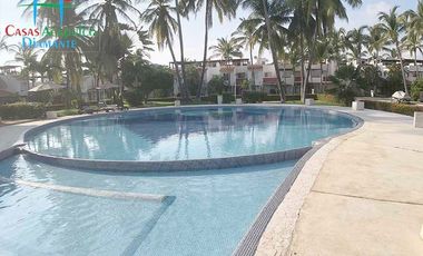 Hermosa casa con roof garden y jacuzzi