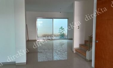 Casa Amplia en Condominio, 3 Recámaras y Amenidades Exclusivas en Queretaro. A OFERTAR!!! Solo CONTADO