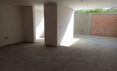 CASA EN VENTA CAMPO SUR TLAJOMULCO