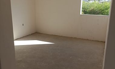 CASA EN VENTA CAMPO SUR TLAJOMULCO