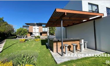 Bonita casa muy cerca de lomas de angelopolis , cerca de via atlixcáyotl Fraccionamiento Monte real