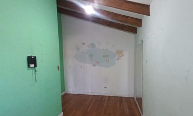 METRO LAGUNA SUR, PUDAHUEL SUR, CASA 2 pisos EN POESIA, VILLA JUAN GUZMAN CRUCHAGA.