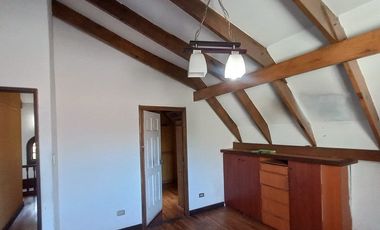 METRO LAGUNA SUR, PUDAHUEL SUR, CASA 2 pisos EN POESIA, VILLA JUAN GUZMAN CRUCHAGA.