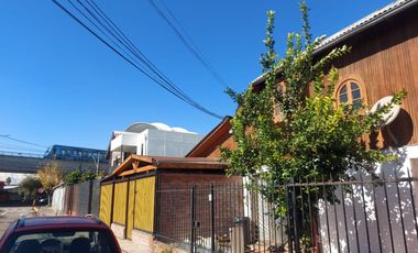 METRO LAGUNA SUR, PUDAHUEL SUR, CASA 2 pisos EN POESIA, VILLA JUAN GUZMAN CRUCHAGA.