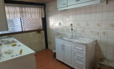 METRO LAGUNA SUR, PUDAHUEL SUR, CASA 2 pisos EN POESIA, VILLA JUAN GUZMAN CRUCHAGA.