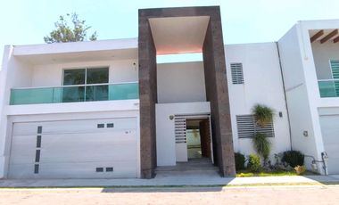 Casa moderna en renta San Martinito puebla zona angelopolis