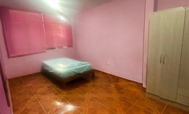VENTA DE CASA EN :  LA URB ANTONIA MORENO DE CACERES- VENTANILLA
