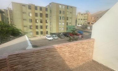 VENTA DE CASA EN :  LA URB ANTONIA MORENO DE CACERES- VENTANILLA