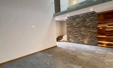 Casa en renta, Bosque Monarca, ALTOZANO. 3 habitaciones, 3.5 baños.
