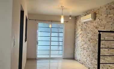 CASA EN VENTA RESIDENCIAL ARVORE SANTA CATARINA N.L.