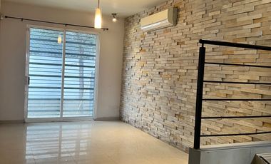 CASA EN VENTA RESIDENCIAL ARVORE SANTA CATARINA N.L.