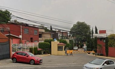 Casa En Remate Bancario En Av Hda. De Jurica, Lomas De La Hacienda, Estado De México