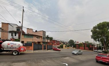 Casa En Remate Bancario En Av Hda. De Jurica, Lomas De La Hacienda, Estado De México