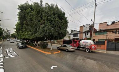Casa En Remate Bancario En Av Hda. De Jurica, Lomas De La Hacienda, Estado De México