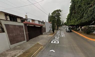 Casa En Remate Bancario En Av Hda. De Jurica, Lomas De La Hacienda, Estado De México