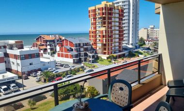 3 AMBIENTES EN VENTA - GESELL CENTRO - VISTA AL MAR - COCHERA