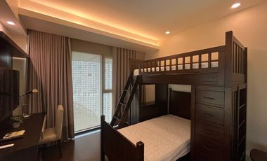 RARE EDADES UNIT FOR SALE AND LEASE 3 BEDROOM