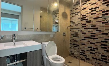 RARE EDADES UNIT FOR SALE AND LEASE 3 BEDROOM