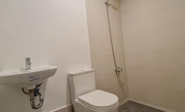 3 storey house and lot for sale townhouse in antipolo city near waltermart and unciano hospital medical center