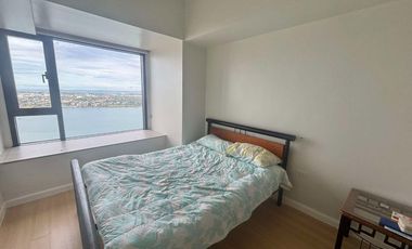 FOR RENT - FURNISHED 1BEDROOM WITH SEAVIEW BALCONY IN MANDANI BAY, MANDAUE CEBU. FRONT SEAVIEW UNIT.