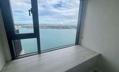 FOR RENT - FURNISHED 1BEDROOM WITH SEAVIEW BALCONY IN MANDANI BAY, MANDAUE CEBU. FRONT SEAVIEW UNIT.
