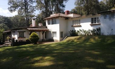 VENTA DE CASA DE CAMPO CON RECÁMARA EN PLANTA BAJA EN HUITZILAC, MORELOS