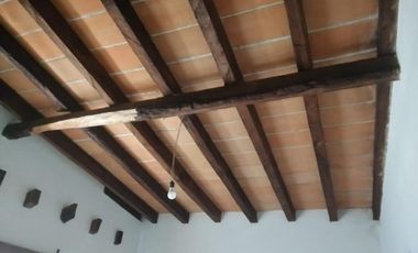 VENTA DE CASA DE CAMPO CON RECÁMARA EN PLANTA BAJA EN HUITZILAC, MORELOS