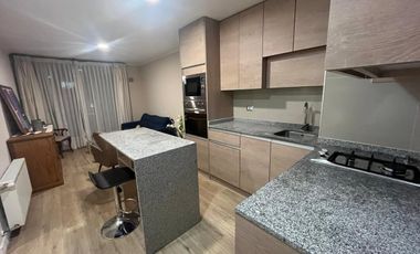 Se arrienda cómodo y luminoso departamento,  en pleno centro de la ciudad de Talca