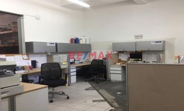 Alquilo Local Comercial O Industrial En Pueblo Libre