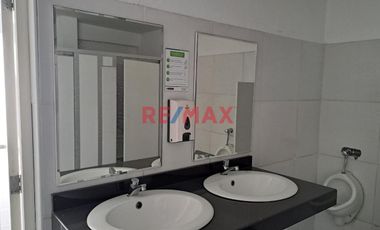 Alquilo Local Comercial O Industrial En Pueblo Libre
