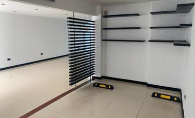 ESPECTACULAR CASA ESQUINERA EN VENTA