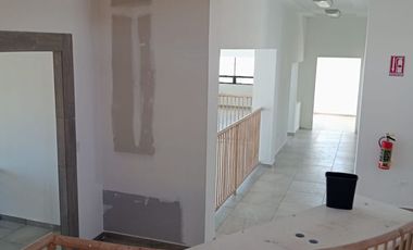 Oficinas en renta – En Cumbres Universidad