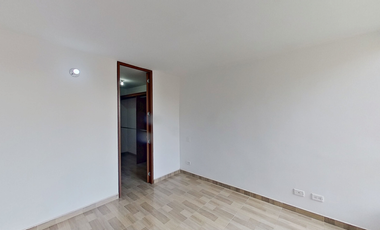 SE VENDE ESPECTACULAR APARTAMENTO MADRID HACIENDA CASA BLANCA PORTON 2