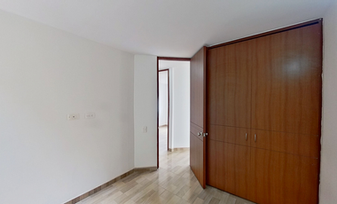 SE VENDE ESPECTACULAR APARTAMENTO MADRID HACIENDA CASA BLANCA PORTON 2