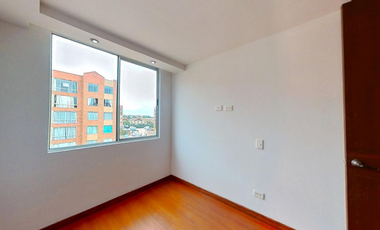 SE VENDE APARTAMENTO MADRID HACIENDA CASA BLANCA LA HERRERIA