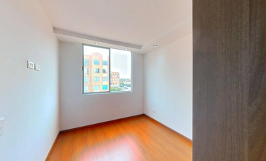SE VENDE APARTAMENTO MADRID HACIENDA CASA BLANCA LA HERRERIA
